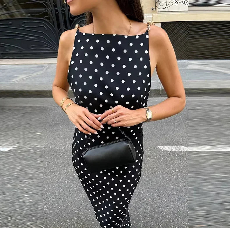 Elegant Black Maxi Dress Sleeveless Slim Fit With Gold Chain Detail Dresses Evening Party Formal Events Chic Floor-length Gown