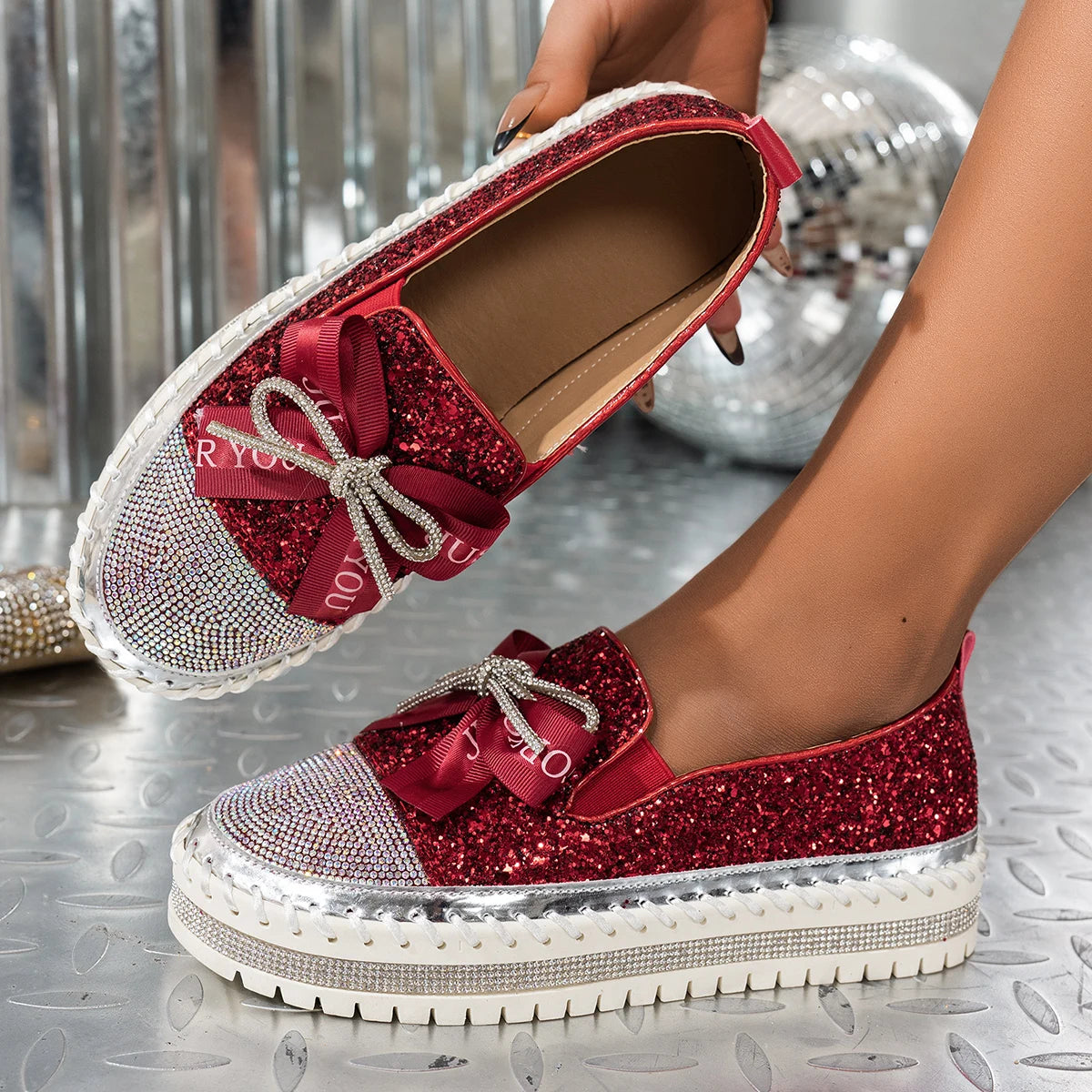 Women Sneakers 2025 New Luxury Crystals Bowknot Loafers Sequined Flat Platform Shoes Couple Fashion Plus Size Sneakers Women