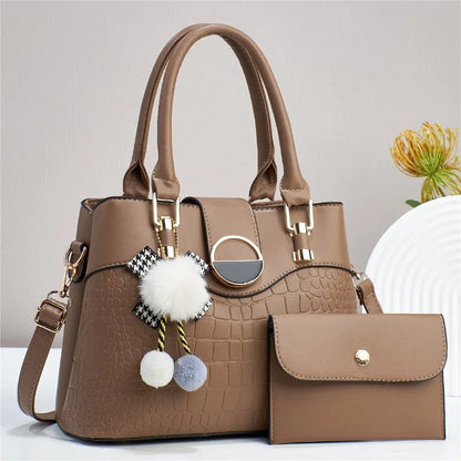 New Large Capacity Soft Leather Tote Bag with Niche Design for Luxury Handbags Exquisite Women Commuting Shoulder Underarm Bag
