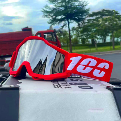 Outdoor motocross goggles for dirt bike, MTB, skiing & sports. Windproof, dustproof, UV protection. Universal fit.
