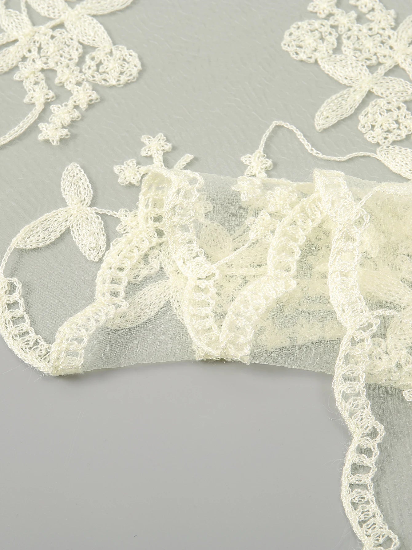 Wholesale French Lace Triangle Scarf Embroidered Flower Lace Scarf Small Shawl Crochet Head Scarf Headwraps Bandana For Women