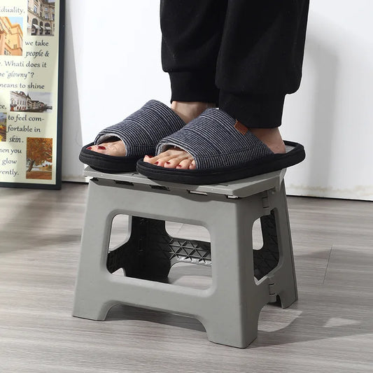 Folding stool, portable outdoor bench, low plastic, easy to carry, suitable for street vending, thickened stool, small household