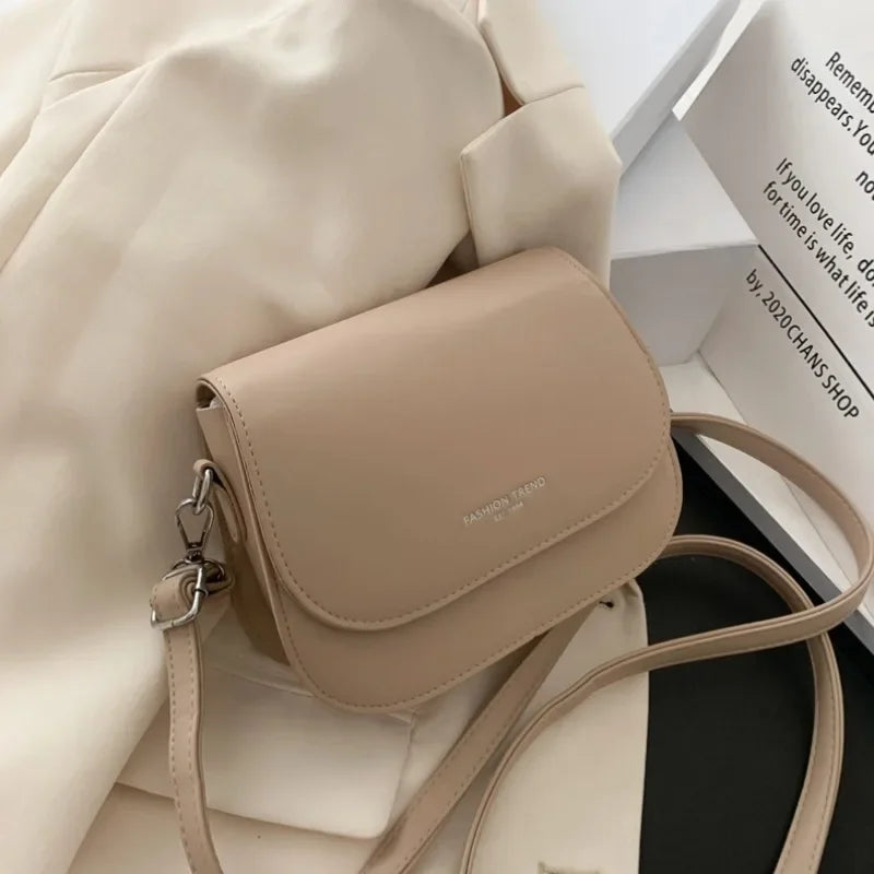 Saddle bag women's crossbody bag bag girl, summer simple fashion trend, foreign shoulder bag women
