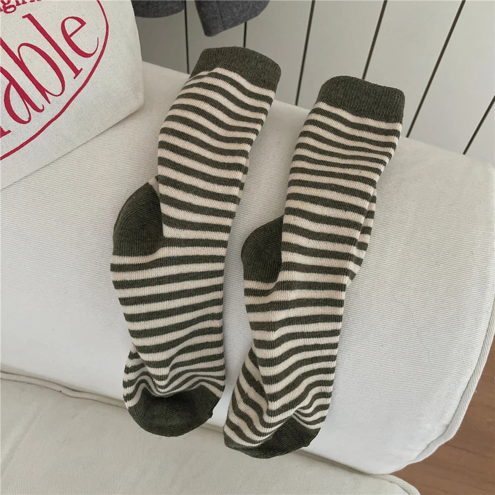 Korean Simple Colored Striped Cotton Socks Women’s Autumn Winter Breathable Middle Tube Socks College Style Trendy Casual Socks
