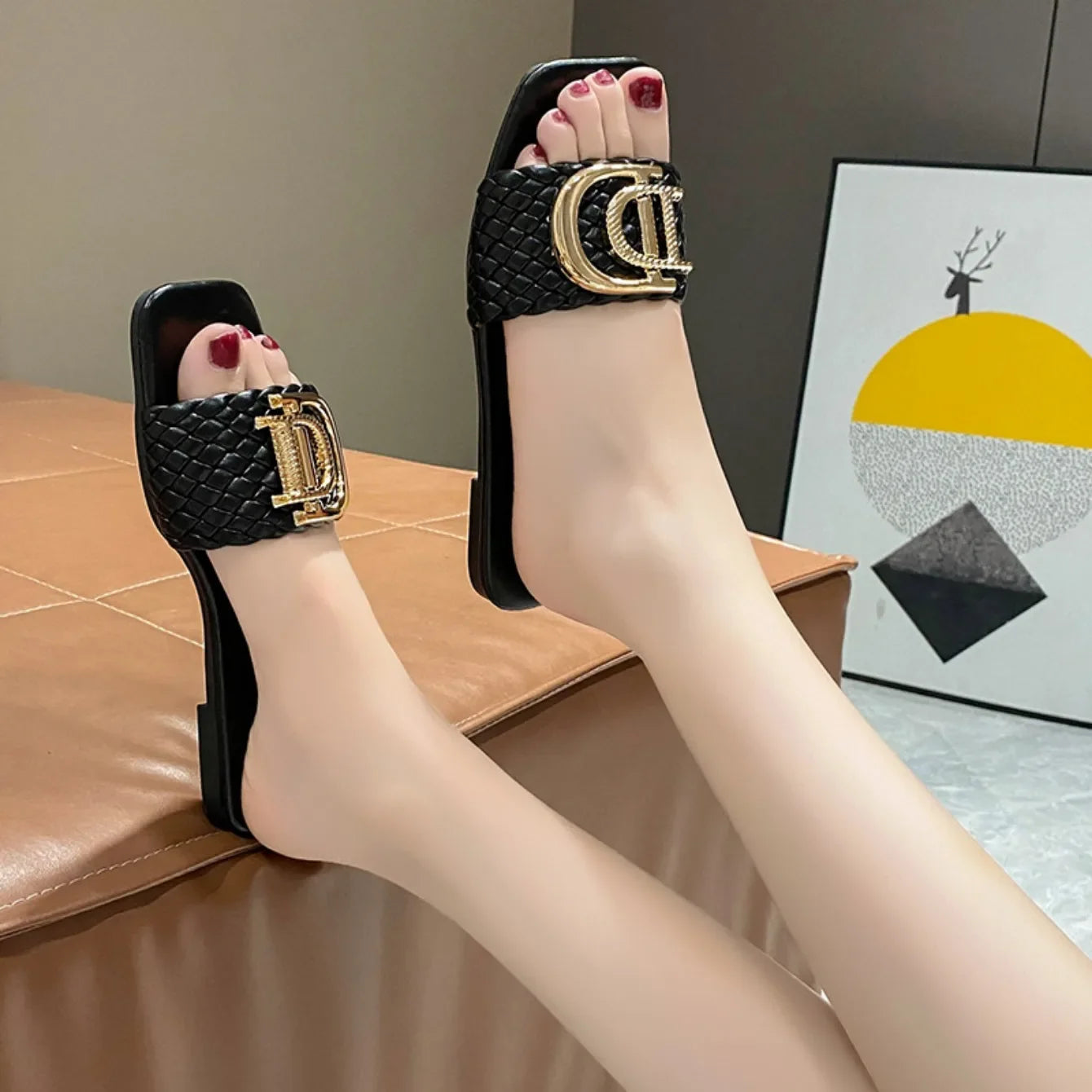 Women Slippers Party Sexy Elegant Slippers Women Luxury Decor Weave Designer Flat Sandals Fashion Open-toe Vacation Slides Women