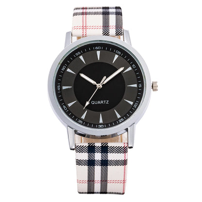 New Fashion Women Watch Simple Vintage Plaid Leather Strap Quartz Wristwatches Dress Casual Ladies Watch Clcok Relogio Feminino