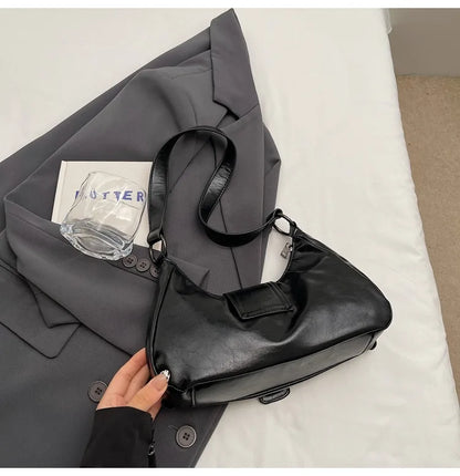 Y2K Retro Pleated Hobo Shoulder Bag for Women Hot Selling Maillard Style Underarm Bag Clutch Handbags for Travel Work Shopping