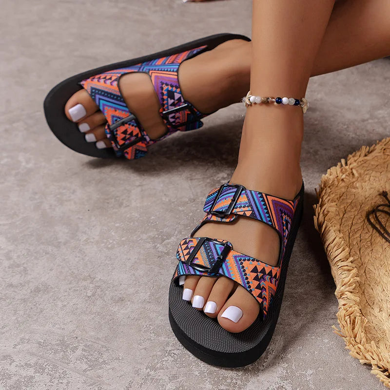 Women Slippers Lightweight Slippers New Mixed Colors Buckle Women Sandals Casual Beach Slippers House Shoes Designer Flat Shoes
