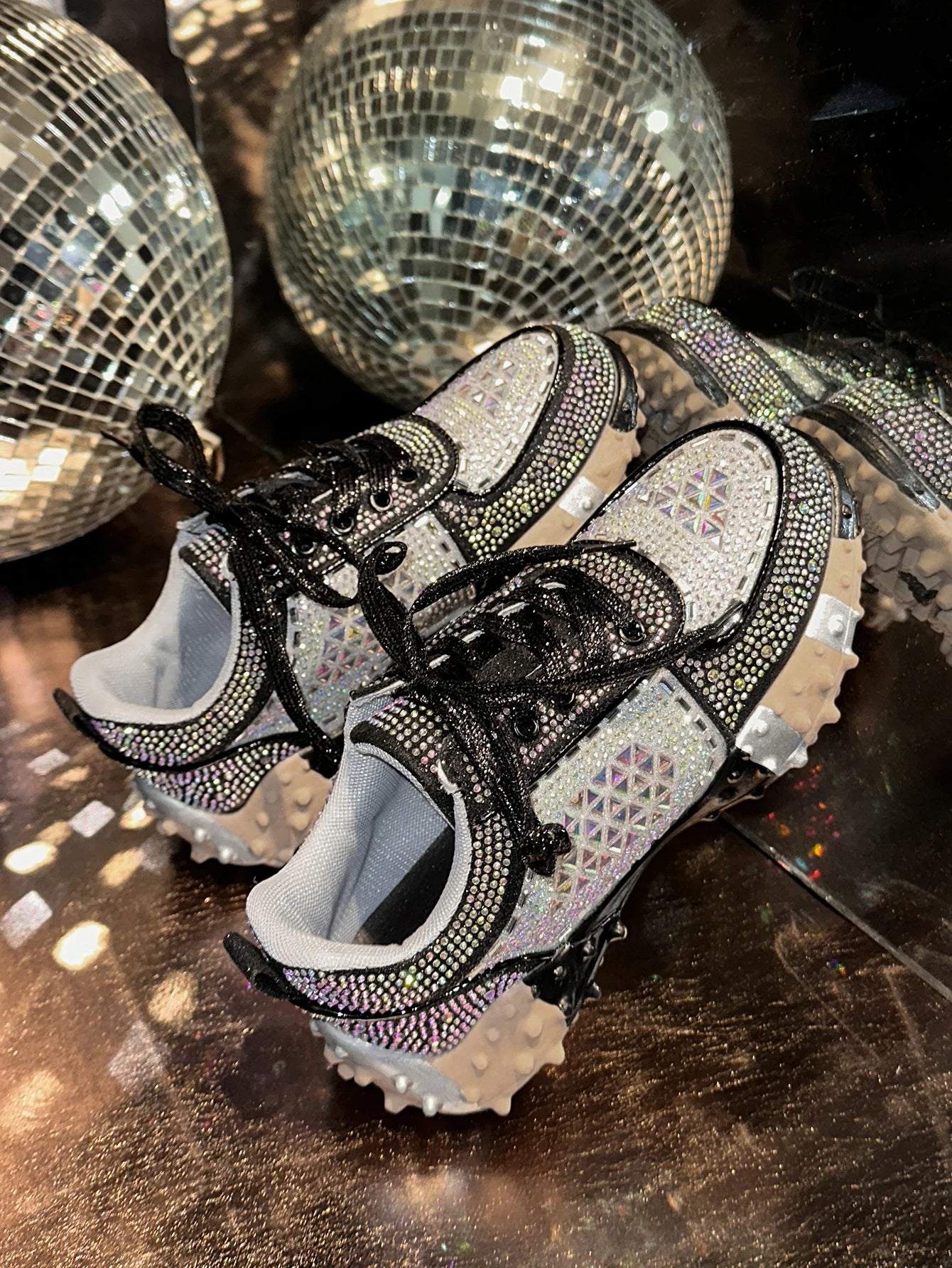 Women's Sport Shoes Crystal Sneakers Casual Flats Platform Shoes Woman 2025 Designer Brand Hiking Running Shoes Mujer