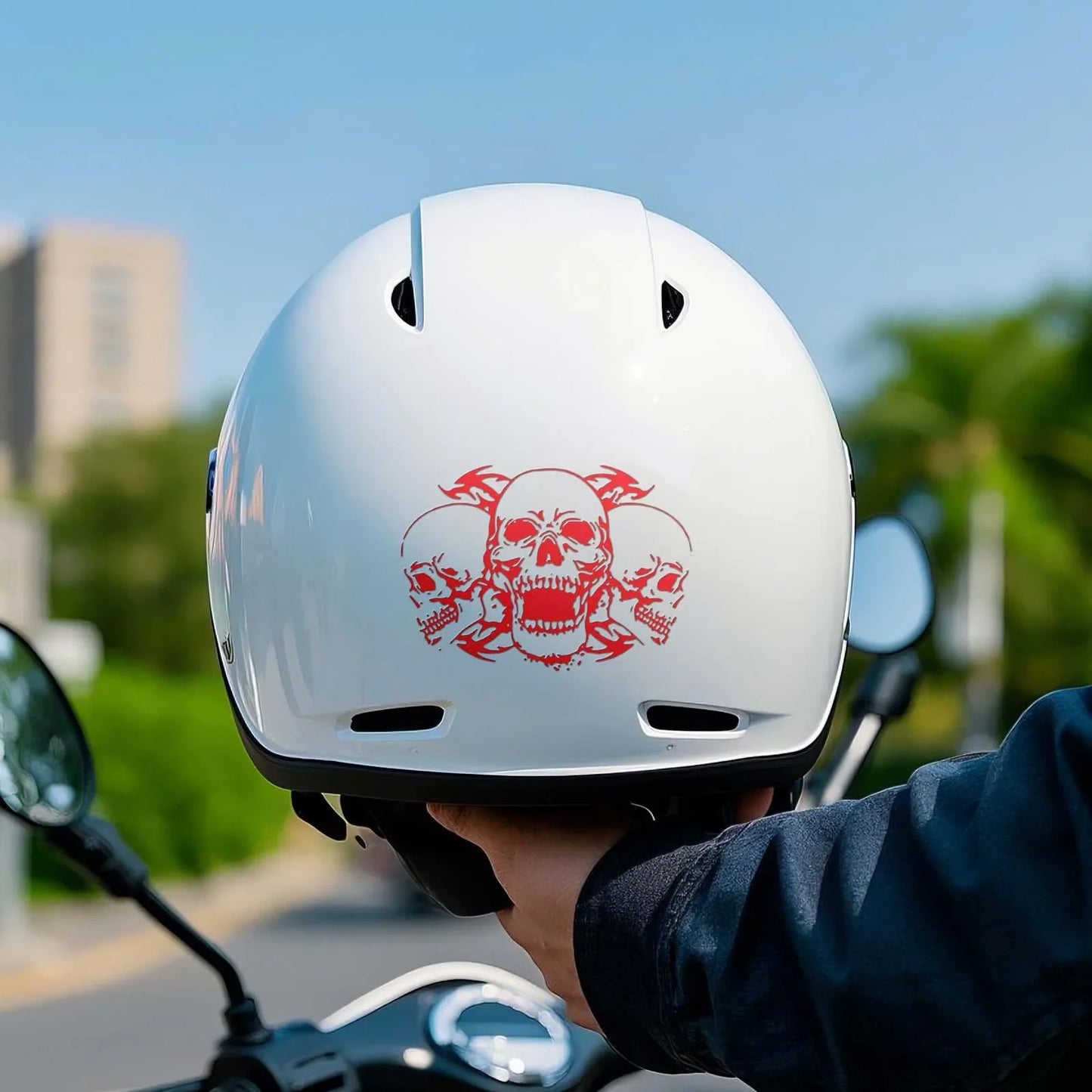4PCS/SET Trendy Skull Trio Sticker, Eye - catching Gothic Design for Vehicle & Gadget Customization