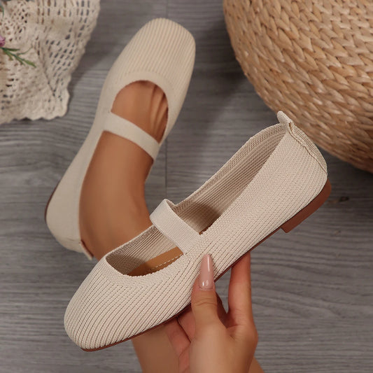 A Hidden Gem: Women's Low-Cut Flat Mary Jane Walking Shoes