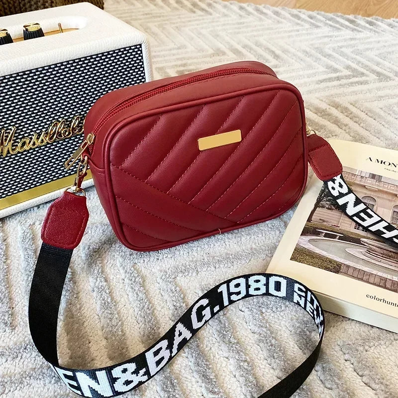 Minimalist Mini Fashionable Quilted Crossbody Bag Wallet, Trendy PU Shoulder Bag, WOMEN'S Casual Handbag and Mobile Phone Wallet