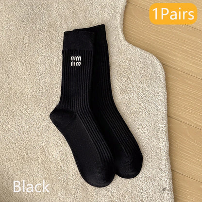 5 Pairs Winter Socks Women Brand Designer Fashion Stockings Socks Luxury Embroidered Letter Mid Tube Socks