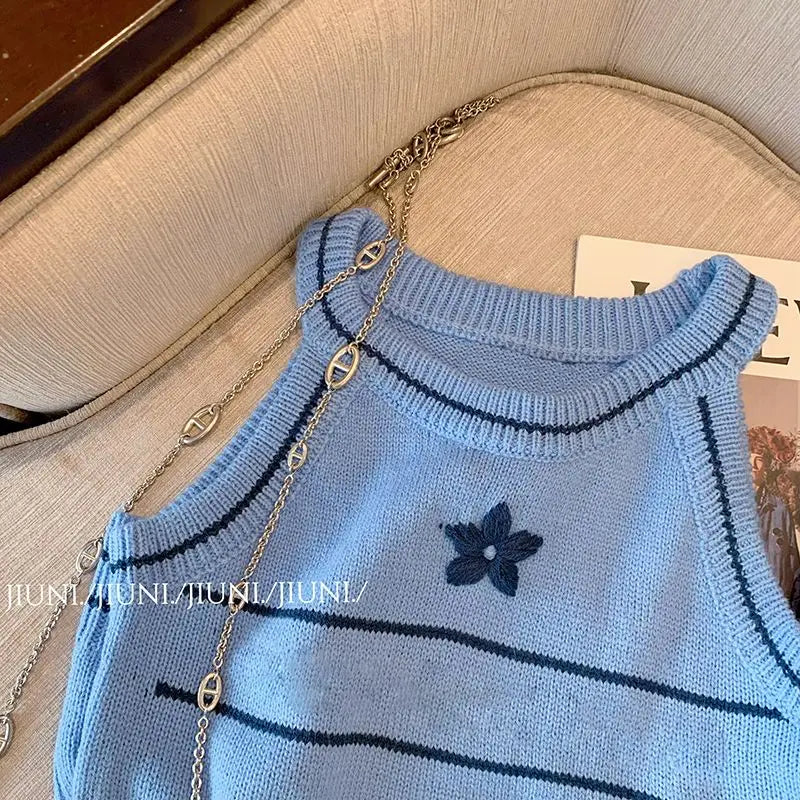 Women's Clothing Fashionable Slim O-neck Knitted Tanks Summer Sexy Chic Geometric Embroidery Sleeveless Tops
