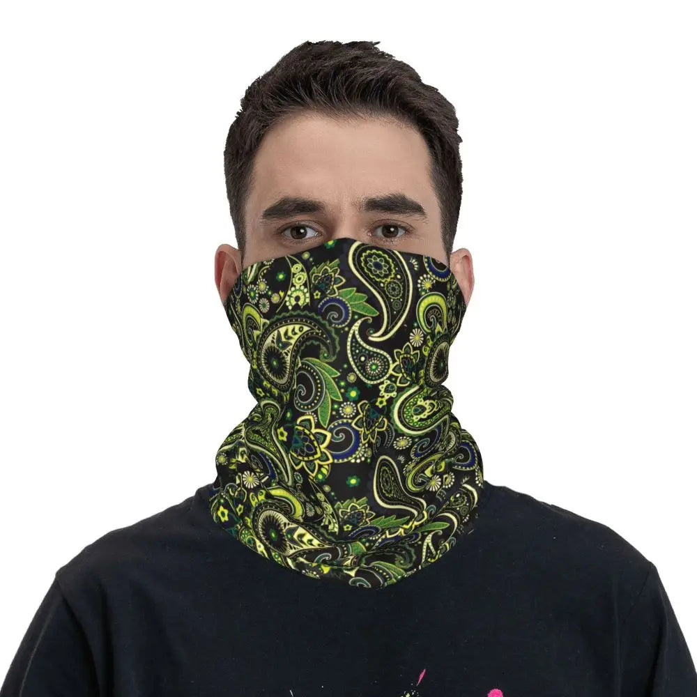 Custom Black Bandana Pattern Bandana Neck Gaiter for Hiking Cycling Women Men Wrap Scarf Paisley Style Headband Warmer