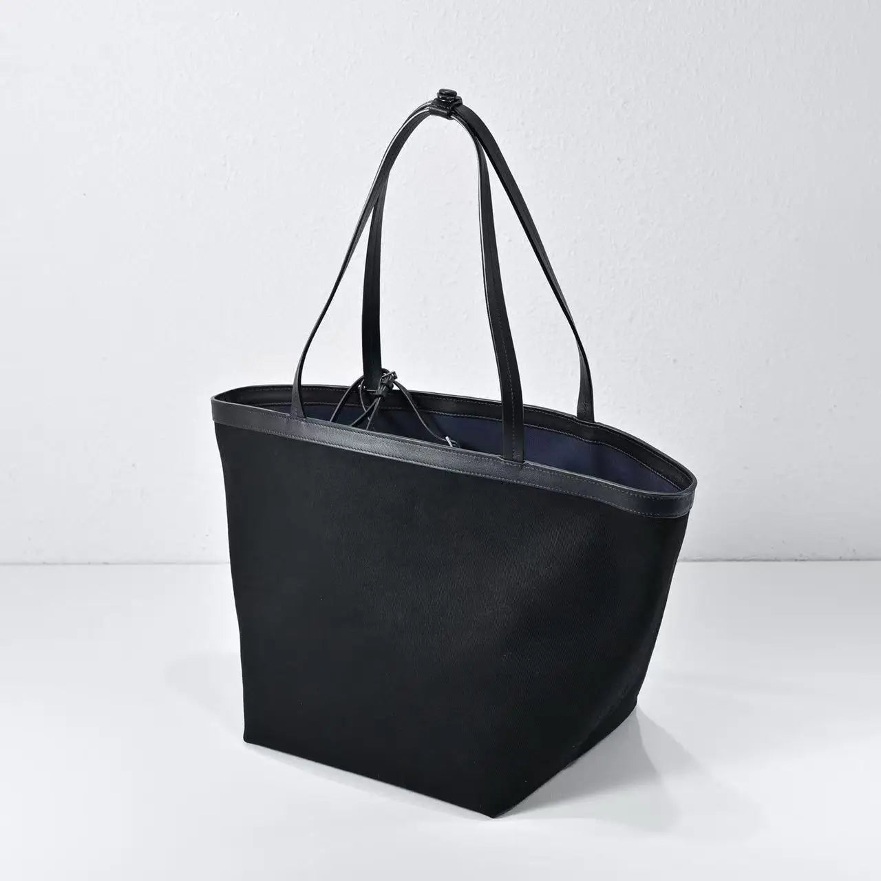 2025 new women's tote bag canvas   soft leather texture for commuting and daily wear, both sides can be used