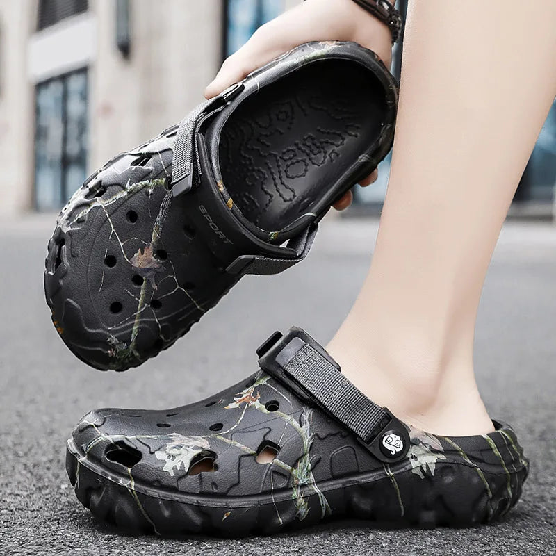 Summer Women's and Men's Clogs Slippers Classic Couple's Garden Shoes Men Fashion Casual Sandals Leisure Slides Big Size 46 47