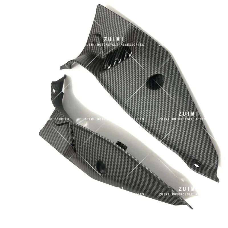 Suitable for carbon fiber Kawasaki Z900 2020-2023 motorcycle key switch cover link plate inner lining plate fairing housing