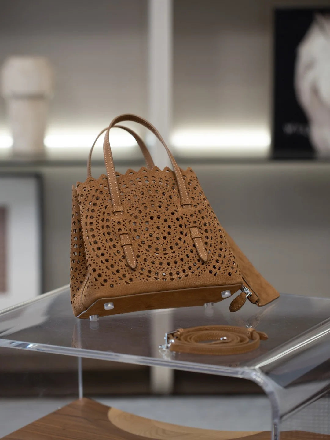 New Advanced Leather Tote Shopping Bag Wave Hollow out Basket Retro Suede Single Shoulder Slant Cross Mother Baby Bag