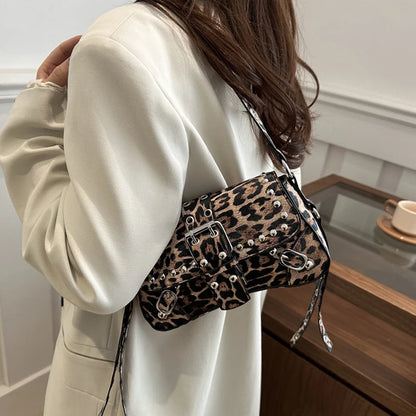 Shoulder Bag for Women Pink Underarm Bags PU Leather Crescent Bags with Rivet Small Y2k Purses Trendy Armpit Purse