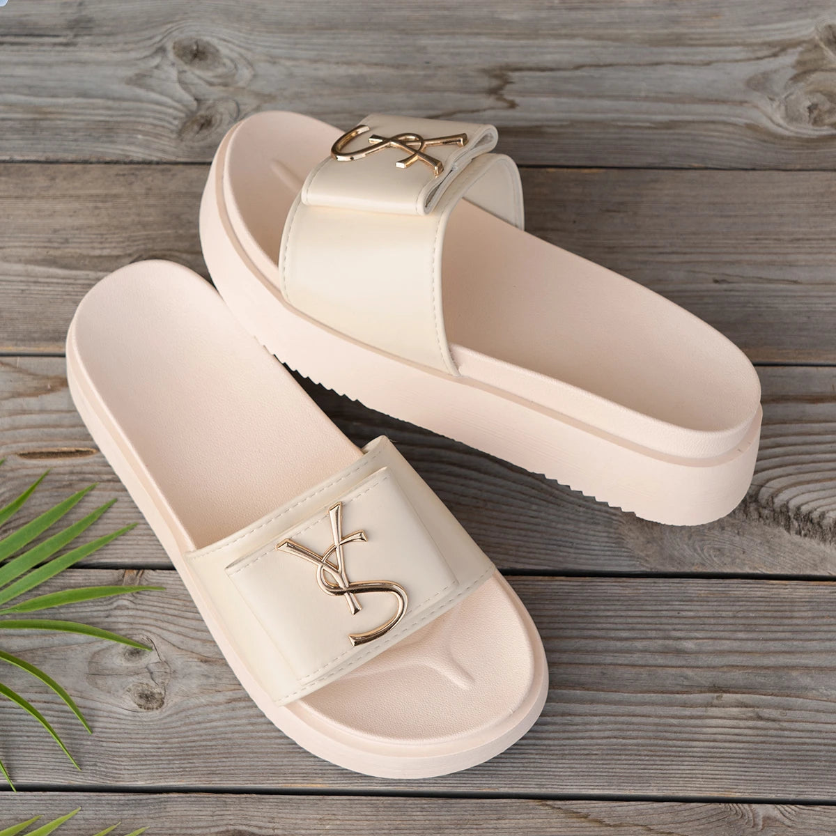 Slippers Luxury Shoes Women Platform Design Slides Fashion Letters Ladies Shoes Casual Slipper Outside Non-slip Slippers Sandals
