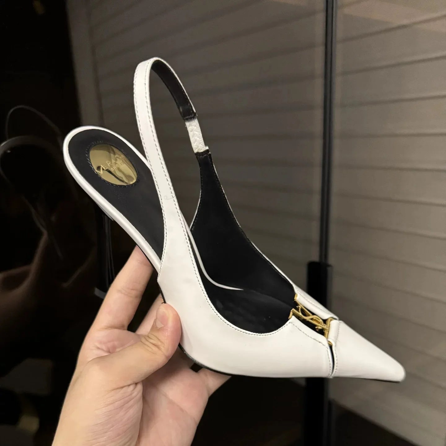 Pointed Toe Patent Leather Pumps Women Metal Decor Shallow Mouth Thin Heel Sandals Spring Summer Party Dress Shoes Single Shoes