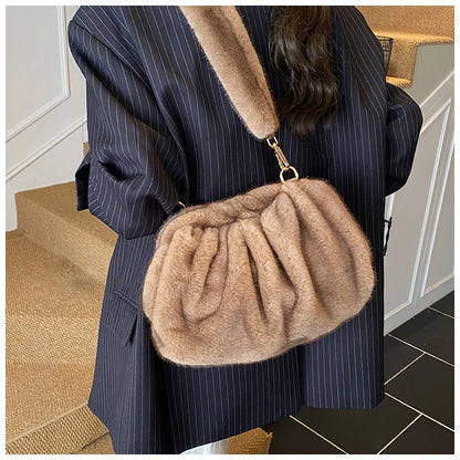 Cute and Versatile Winter Crossbody Bags Mink Fur Wrinkle Relaxed Texture Cloud Shell Bag Women Fashion Tote Shoulder Bag