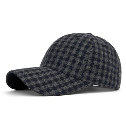Hats for Men and Women New Classic Plaid Baseball Cap for Autumn and Winter Hard-Brimmed Face-Slimming Duckbill Cap Sun Hat