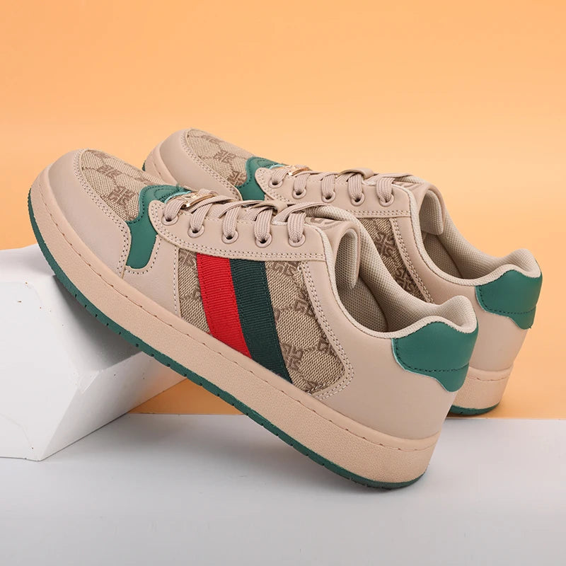 High Quality Fashion Trend Couple Board Shoes New Men Women Anti Slip Odor Proof Sneakers Classic Retro Hot Selling Casual Shoes