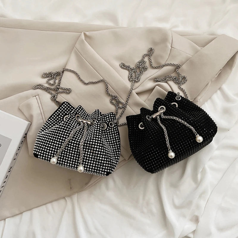 Luxury Women's Bag New High Quality Horseshoe Bucket Bag Exquisite PU Rivet Sequin Design Women's One Shoulder Handbag