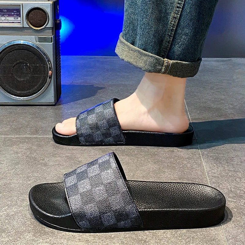 Men's Slippers Summer 2025 New Outer Wear Home Flip Flops Men's Non-Slip Beach Sandals