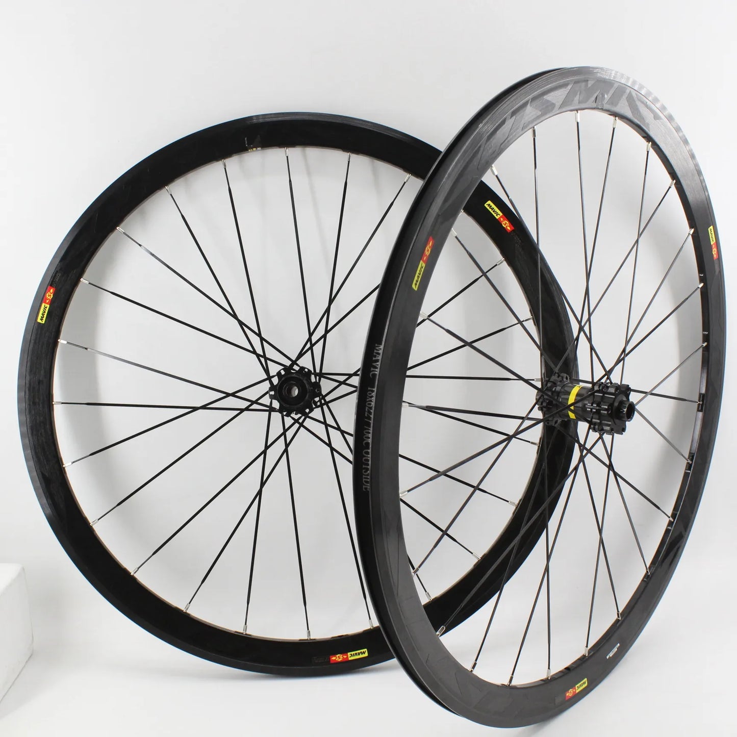 Newest 700C 40mm Road bike 6061 Aluminum alloy bicycle wheelset clincher rim Thru Axle center lock Disc brake hub for 8/9/10/11S