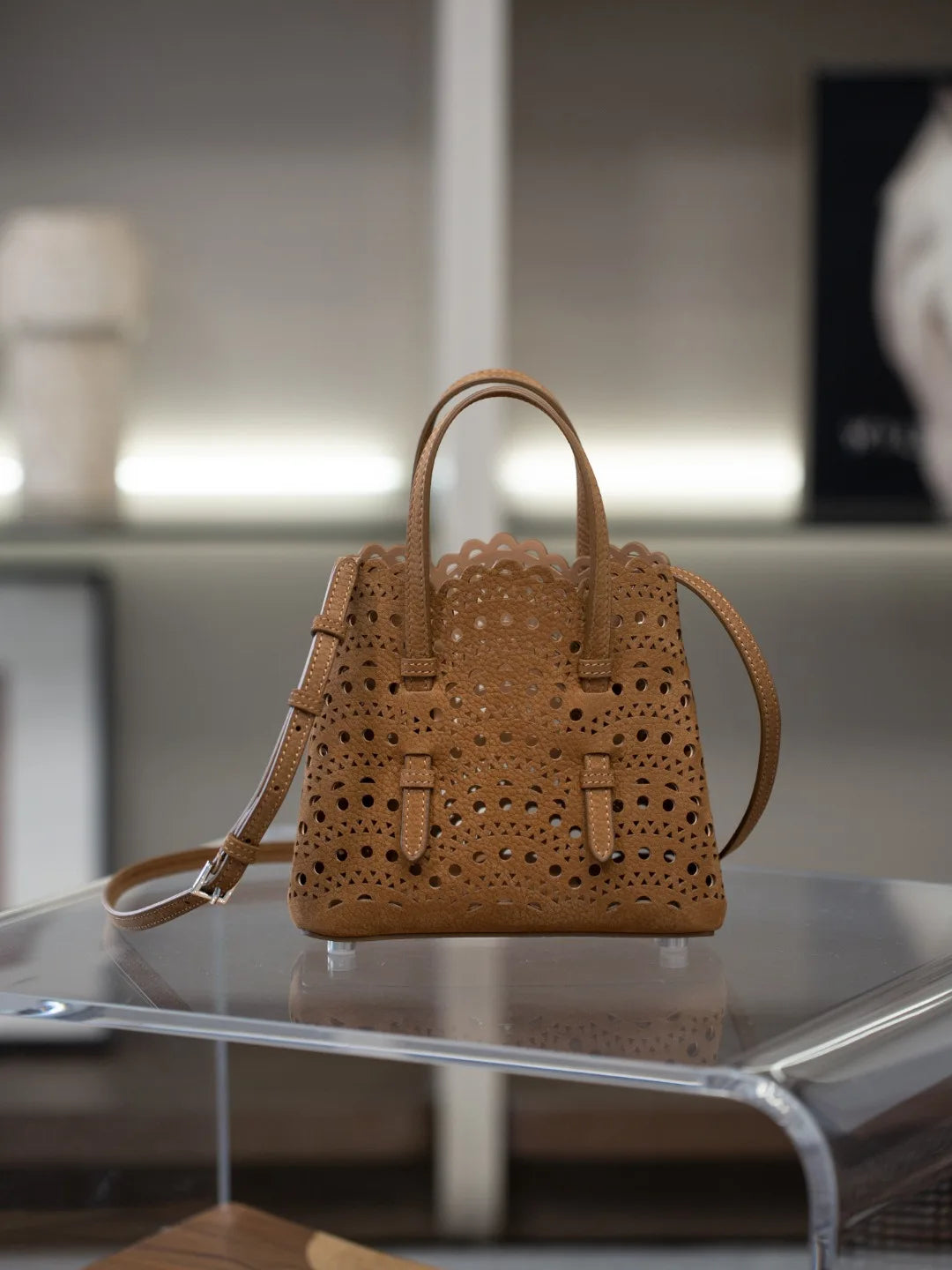 New Advanced Leather Tote Shopping Bag Wave Hollow out Basket Retro Suede Single Shoulder Slant Cross Mother Baby Bag