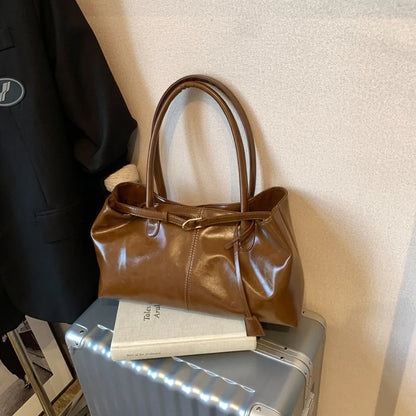 Women's Vintage Glossy Oil Wax Leather Tote Bag Buckle Casual Shoulder Handbag Elegant Work Bag for Daily Commute Top-handle Sac