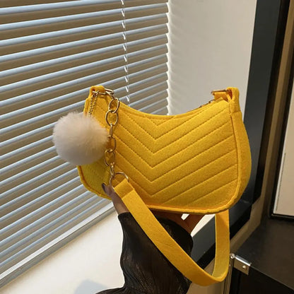 Mini Women Shoulder Bags Fashion Felt Women's Bag Design Advanced Underarm Handbags Mini Saddle Bag
