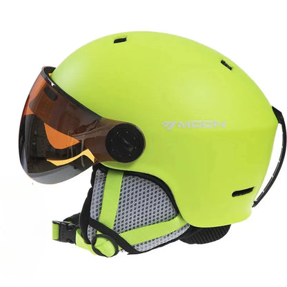 Motorcycle Helmet CE/ASTM Certified One-Piece PC+EPS Helmet with Goggles, Suitable for Skiing, Snowboarding, Outdoor Sports