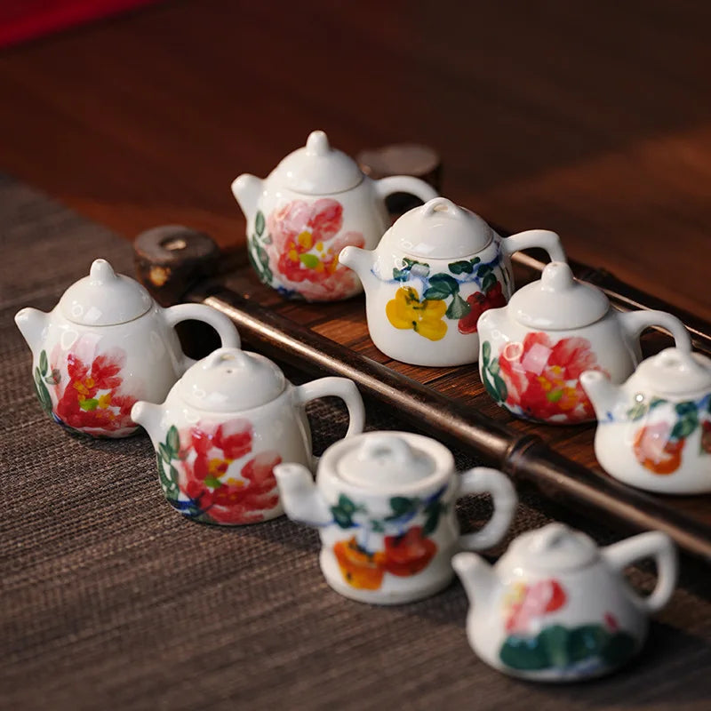 Mini Hand-Painted Ceramic Teapot Jingdezhen Hand- Pulled Tea Pet Micro Landscape Decorative Item Kitchen Dining Bar Essential