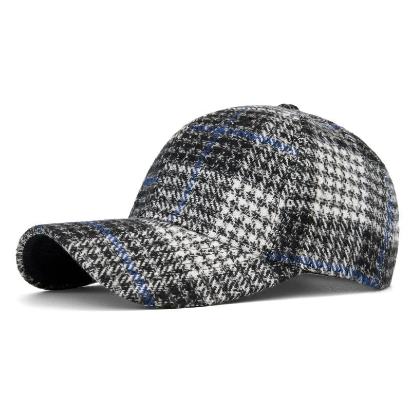 Hats for Men and Women New Classic Plaid Baseball Cap for Autumn and Winter Hard-Brimmed Face-Slimming Duckbill Cap Sun Hat