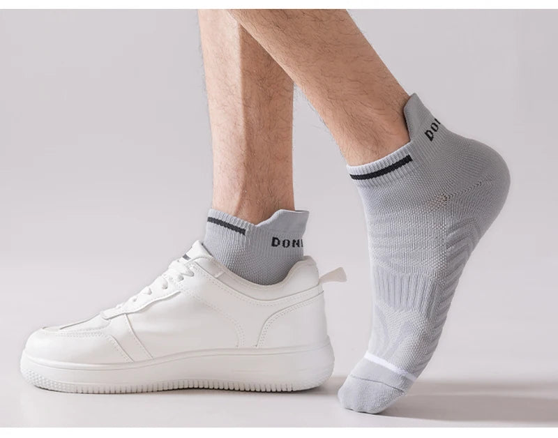 Mens Athletic Ankle Socks Running Compression Socks for Women Cozy Low Cut Performance Soft Tab Socks