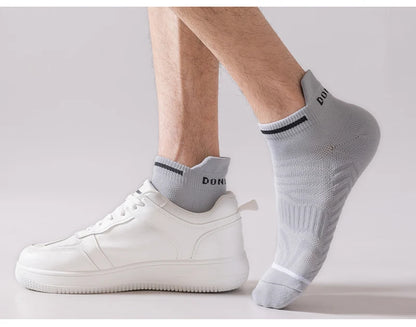 Mens Athletic Ankle Socks Running Compression Socks for Women Cozy Low Cut Performance Soft Tab Socks