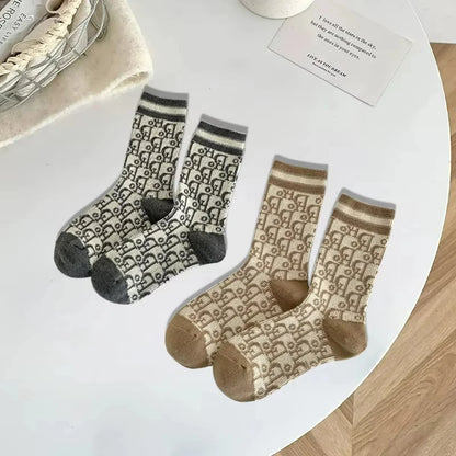 Kuwa 1/2Pairs Trendy Winter Wool Socks Ladies Monogram Pattern Solid Color Thickened Middle Tube Socks Breathable Wholesale