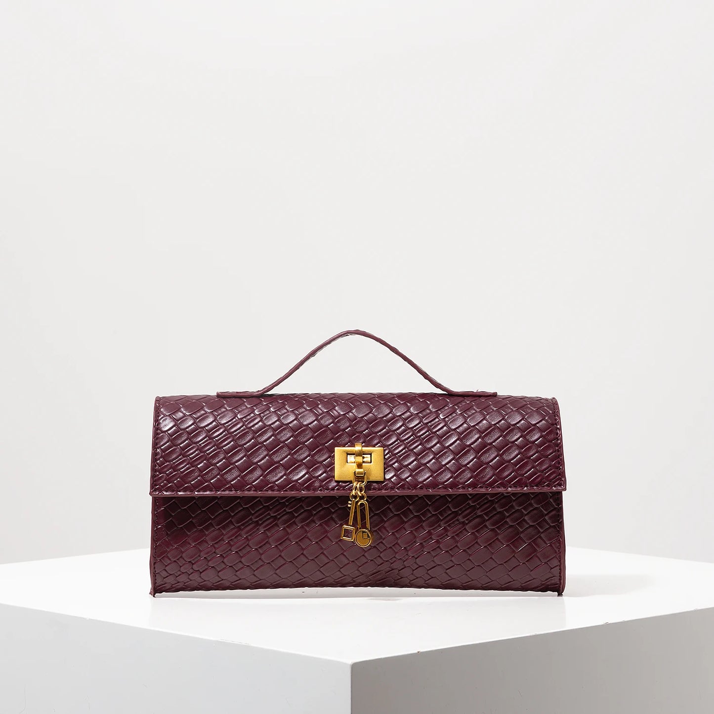 Vintage Faux Leather Woven Baguette Bag, Flap Women's Clutch, Elegant Evening Bag, Burgundy Wallet, Women's Dress Party, Wedding Accessory (Random Pattern)