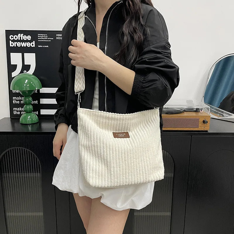 Solid Color Corduroy Messenger Bag Versatile Handbag Women Shoulder Crossbody Bags Casual Chic Bucket Women‘s Bag Bolsos Mujer