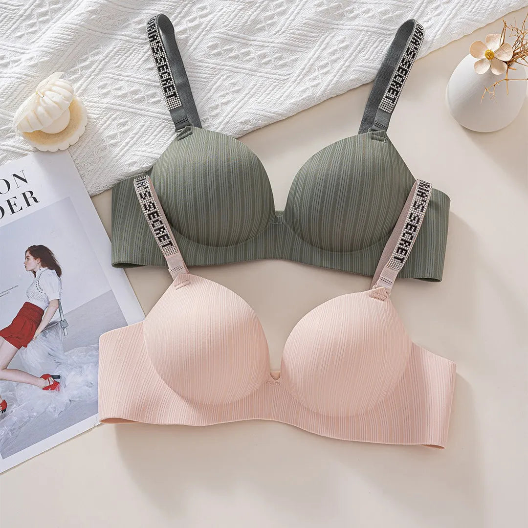 Shantou Seamless Bra Nylon Fabric Comfortable No Steel Ring Strap Underwear Women Gather Small Chest Look Big Sexy Bra