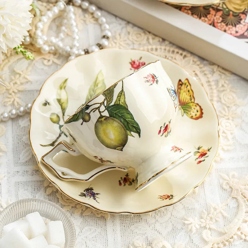 Vintage Lemon Teapot Coffee Cup and Saucer Set Beautiful Coffee Mug Modern Set Tania Bulhoes Luxury Design Cup