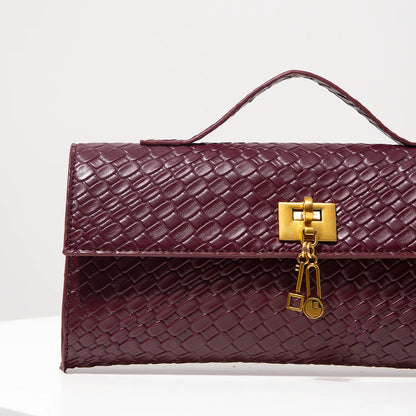 Vintage Faux Leather Woven Baguette Bag, Flap Women's Clutch, Elegant Evening Bag, Burgundy Wallet, Women's Dress Party, Wedding Accessory (Random Pattern)