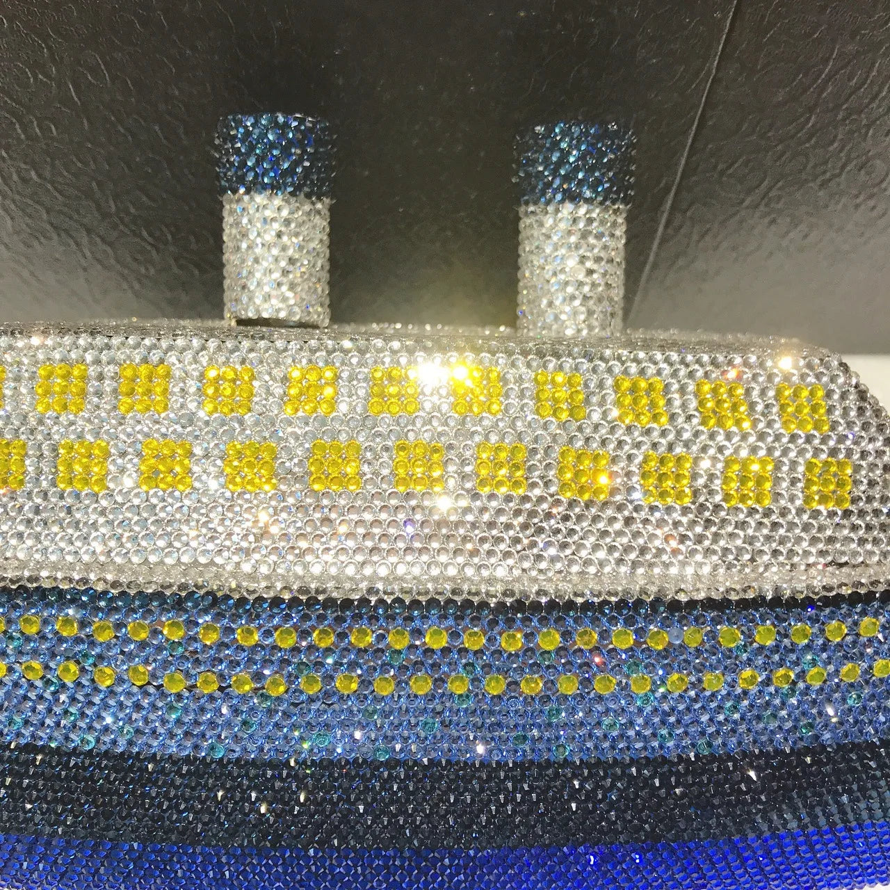 New Boat Crystals Clutch Purse RED Blue Women Gems Evening Clutch Bag Wedding Bridal Minaudiere Rhinestones Handbags and Purses