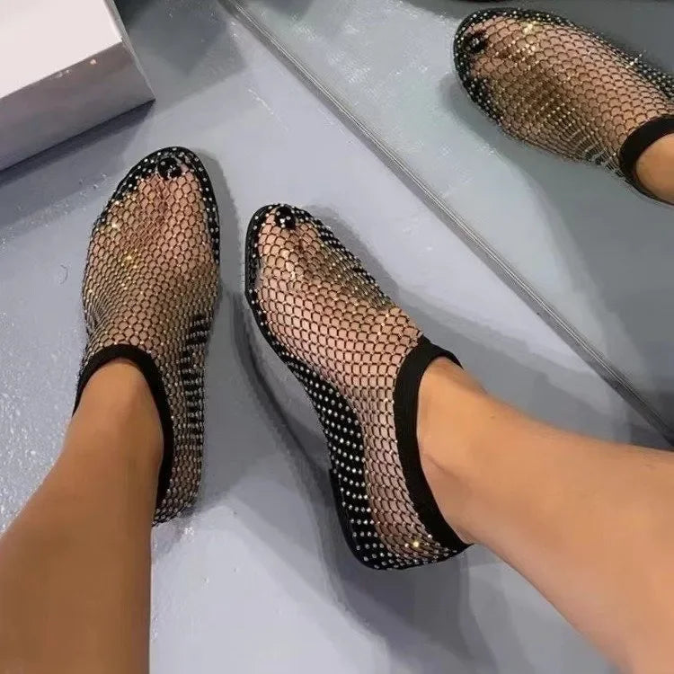 2025 Summer Women's New Round Toe Flat Bottom Sandals Hollow Short Boots Water Diamond Sexy Flat Bottom Fashion Banquet Slippers