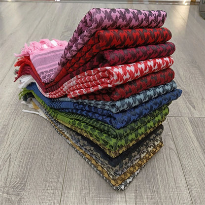 100% Cotton 110 X 110cm Hunting Scarf Shemagh Tactical Desert Keffiyeh Head Neck Scarf Arab Wrap with Tassel