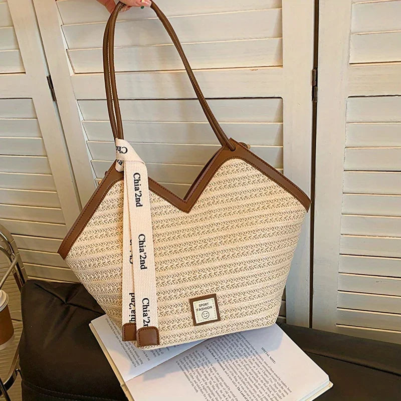 Chic Straw Woven Beach Tote Bag for Women Lightweight Woven Handbag Shoulder Bag Perfect for Summer Vacations, Pool Days, Travel